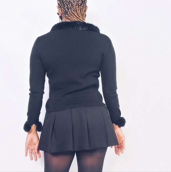 Fur Trimmed Sweater - Picture 5 of 9